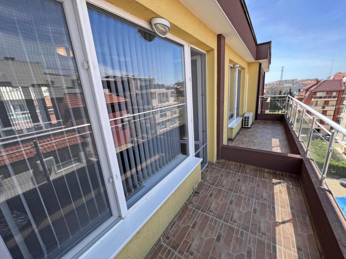 Valemar Apartments Pomorie Extérieur photo