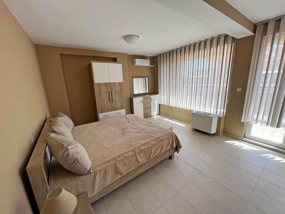 Valemar Apartments Pomorie Extérieur photo