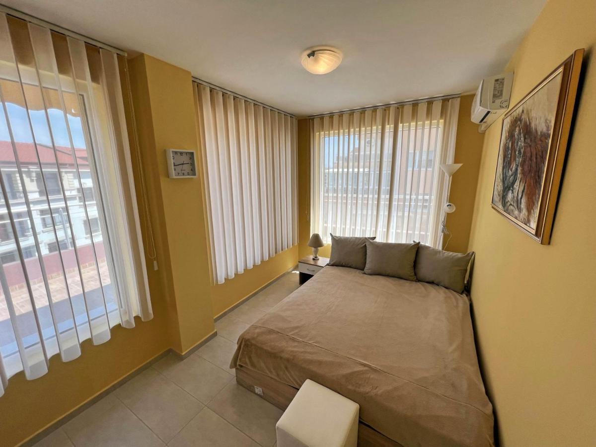 Valemar Apartments Pomorie Extérieur photo