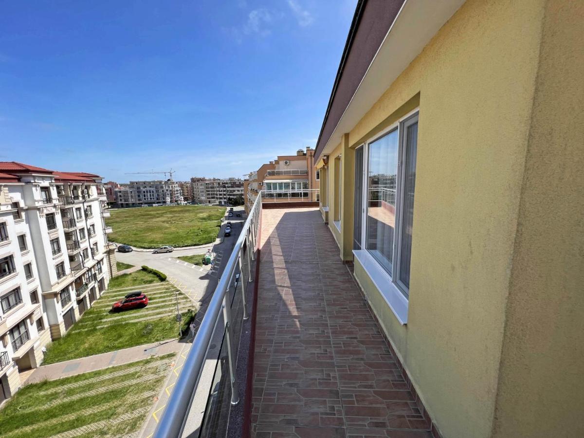 Valemar Apartments Pomorie Extérieur photo