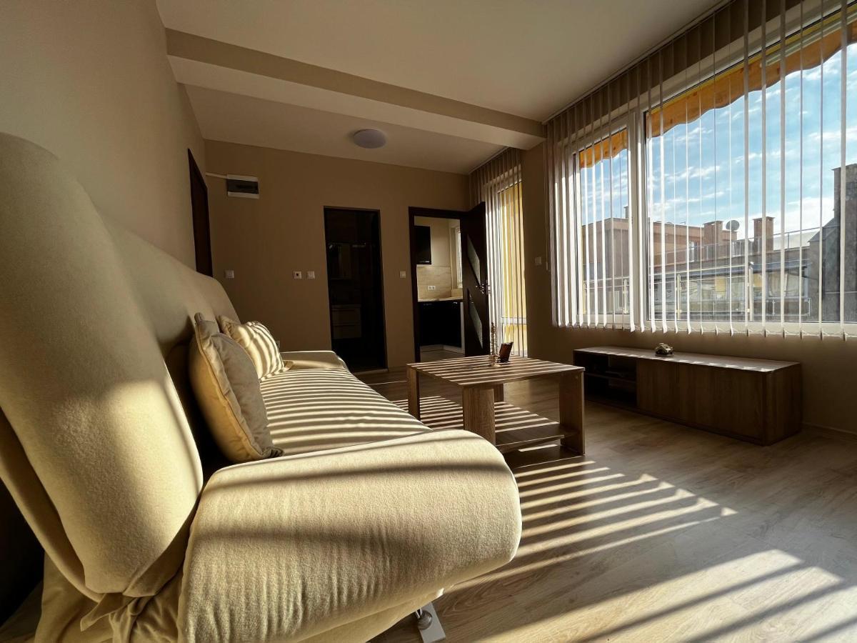 Valemar Apartments Pomorie Extérieur photo