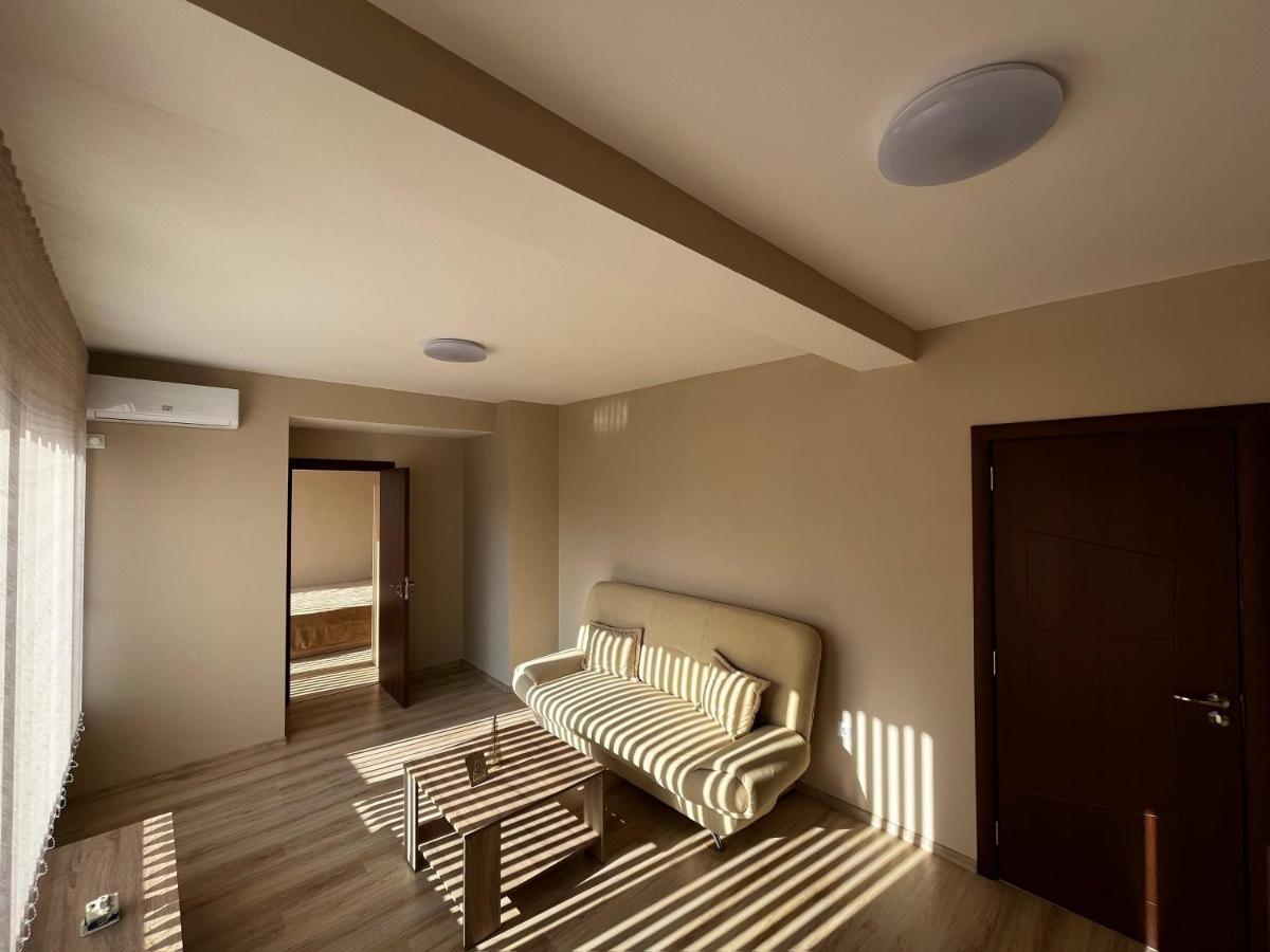Valemar Apartments Pomorie Extérieur photo